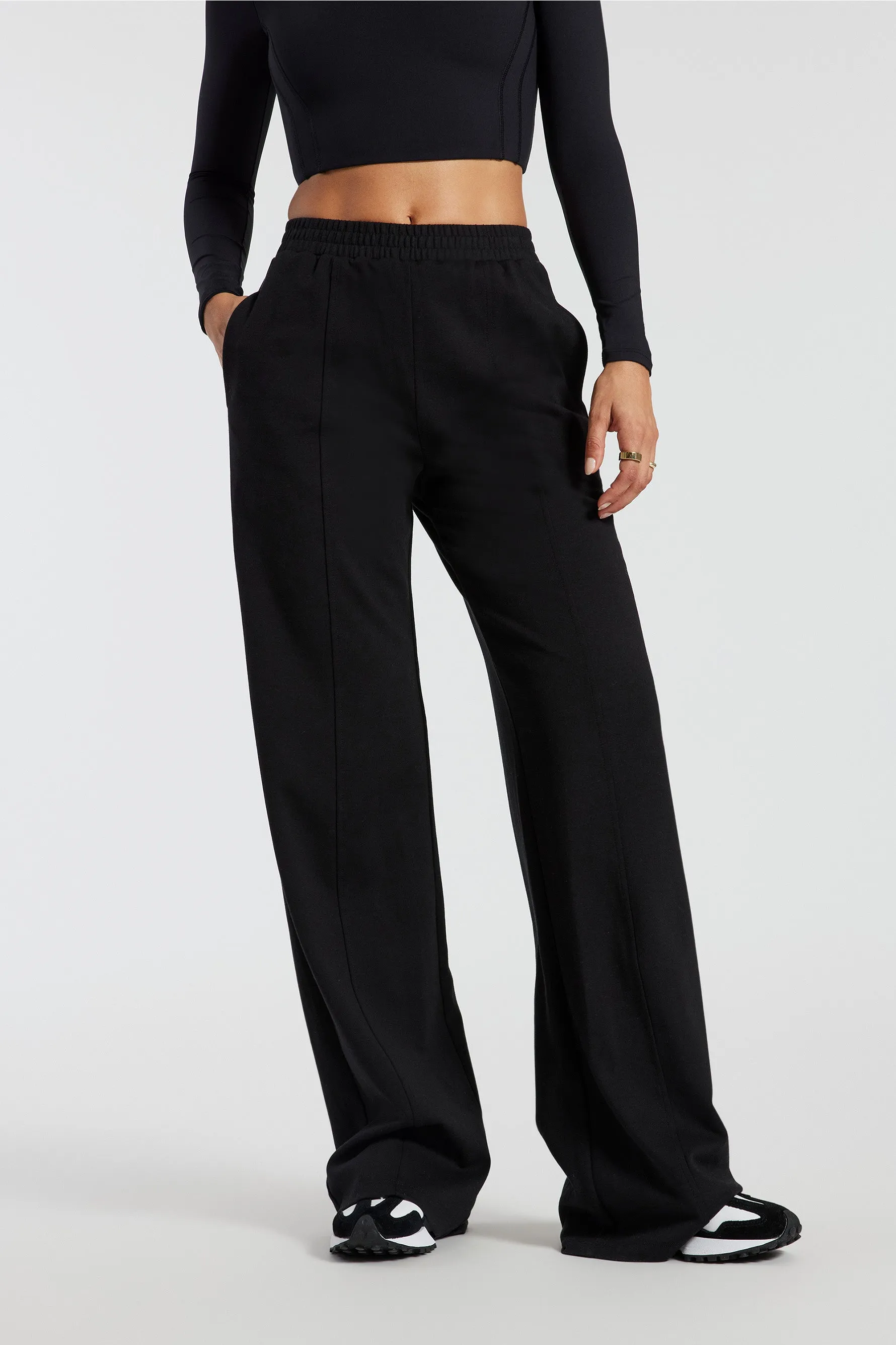 Line Pants - Black